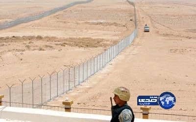 نقل الجندي هزازي بعد تخليصه من حصار الحوثي بطائرة اخلاء طبي للرياض(صور)