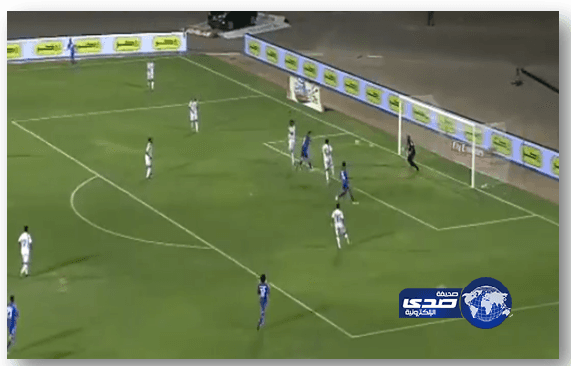 بالفيديو: الزعيم يواصل الصدارة والعالمي في الوصافة