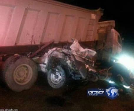 وفاة عائلة في حادث تصادم مروع بمرات