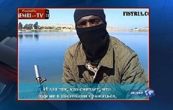 بالفيديو لاعب آرسنال ونشأ مع رونالدو يقاتل مع "داعش" في سوريا