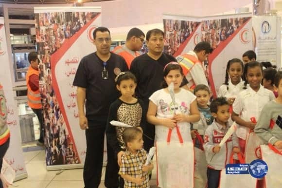 بالصور :الهلال الأحمر يحتفي باليوم العالمي للتطوع