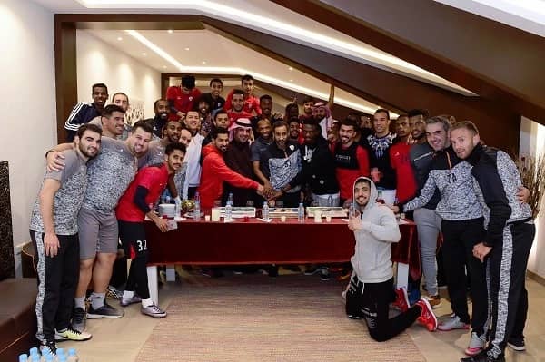 الشباب يحتفل باختيار الجابر في لجنة أوضاع اللاعبين بالفيفا