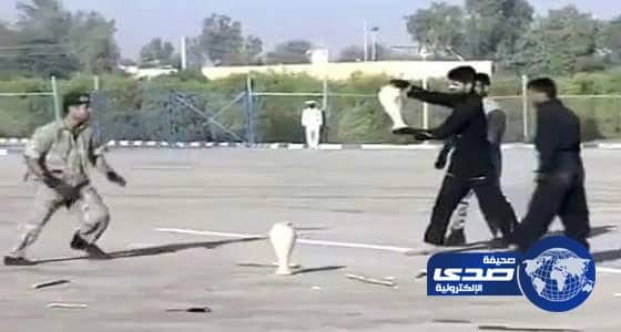بالفيديو ...سخرية النشطاء من عرض عسكري للقوات الخاصة الإيرانية