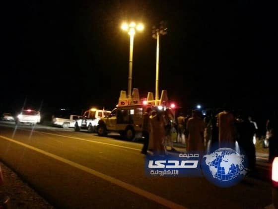 الدفاع المدني بمحافظة قلوة يكثف البحث عن مختل عقلياً بجبال وادي سبه (صور)