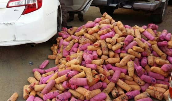 شرطة جازان تضبط سيارة مسروقة تهرب مادة القات