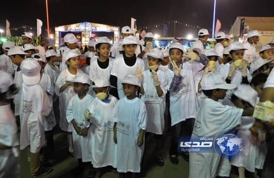 مياه جازان تنفذ حملة الحفاظ على البيئة بساحة المهرجان الشتوي