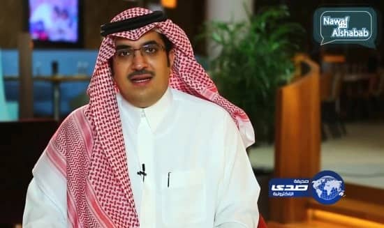 بالفيديو.. الأمير نواف يخوض تجربة القيادة بدون سائق