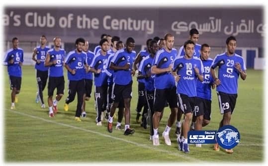 أمين منطقة الرياض" المقبل " يمزق معاملة مواطن أمام المراجعين