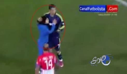 وفاة شاب وإصابة زوجته اصطدما بجمل سائب على طريق رنية