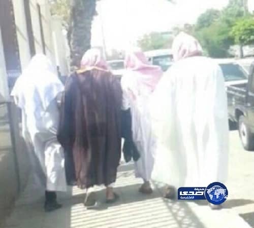 فيديو .. مصالحة نايف والسهلاوي بـ(كيكة)