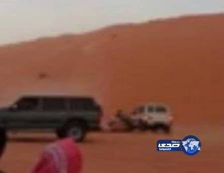 بالفيديو.. "اصطدام جيب بسائق دراجة" يُنهي استعراضاً قبل بدايته بنفود المذنب