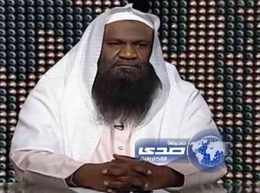 الكلباني مغرداً: شكراً يا مطر علمتنا أن "نزاهة" نائمة في العسل