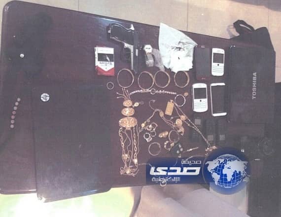 إدارة التحريات بشرطة الرياض تطيح بعصابة سرقة المنازل