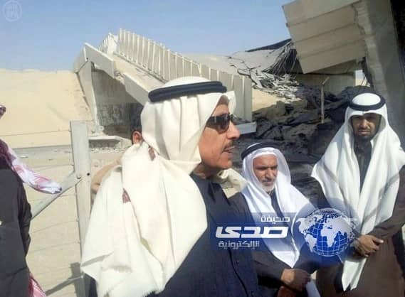 وزير النقل يقف على معبر الإبل الواقع على طريق الدمام / الرياض السريع