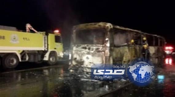 إحريق حافلة تقل 50 معتمراً اثناء عودتهم للرياض