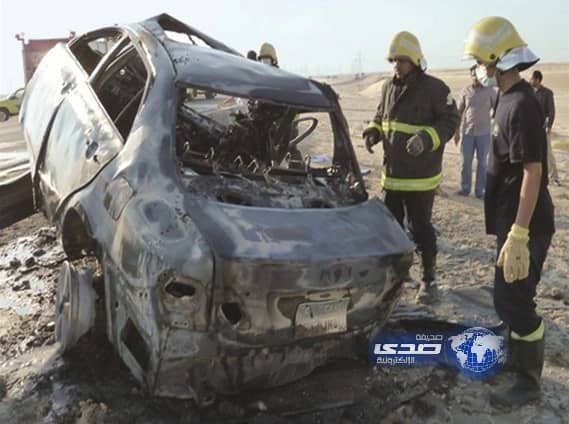 تفحّم 3 أشخاص في حادث تصادم لمركبتين ببقيق