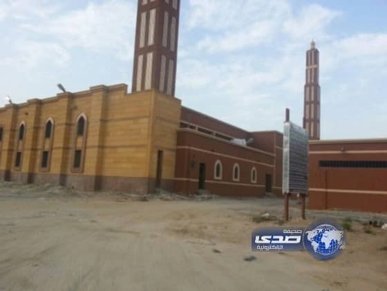 بالصور: توقف مشروع بناء جامع أحد ثربان المجاردة يغضب الأهالي