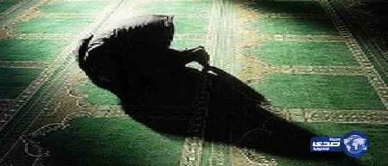 شاب يفارق الحياة ساجداً في صلاة المغرب بأحد مساجد ضمد في جازان