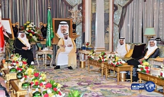 خادم الحرمين يفتتح بحضور ملك البحرين مشروع الملك عبدالله لأمن الحدود