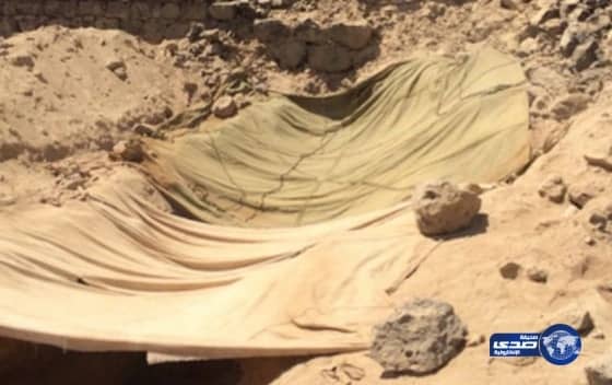 بالصور : نبش وعبث يطال القلعة الأثرية بالعيص "قلعة البنت"