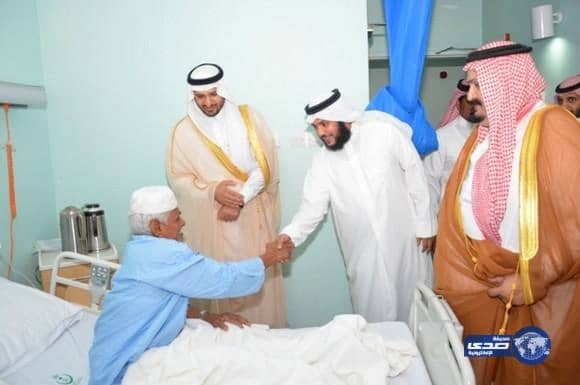 بالصور: وكيل محافظة ينبع يستقبل المهنئين بالعيد ويزور مستشفي ينبع العام