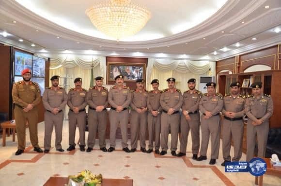 تقليد عدد من ضباط "شرطة المدينة" رتبَهم الجديدة