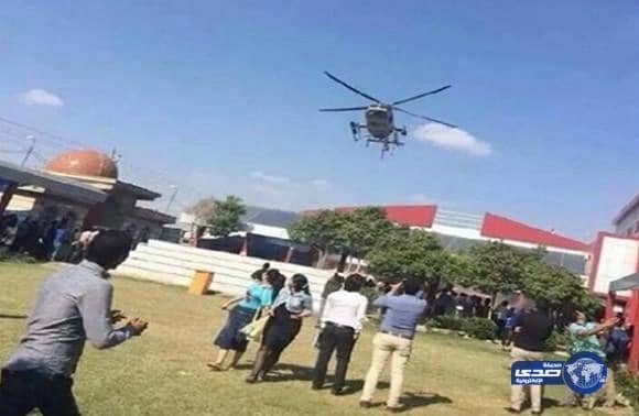 بالفيديو:طيار "رومانسي" يستعرض بمروحيته فوق جامعة حبيبته