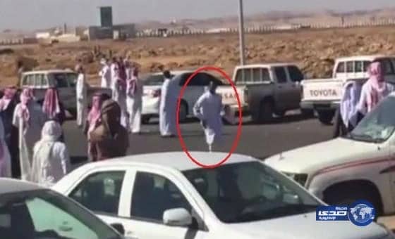 بالفيديو:مطاردة أحد الطلاب يمارس التفحيط داخل حرم جامعة تبوك