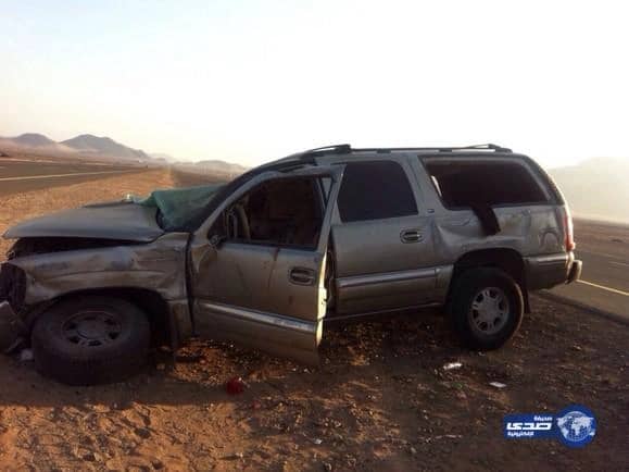 حادث معلمات طريق تبوك - المدينة يصرع ويصيب ستة معلمات وسائقهن
