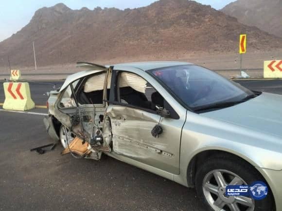 أمن المدينة ينجح بإنقاذ مستخدمي طريق تبوك من خطر "رينوا " بعد تعليق مثبت السرعة