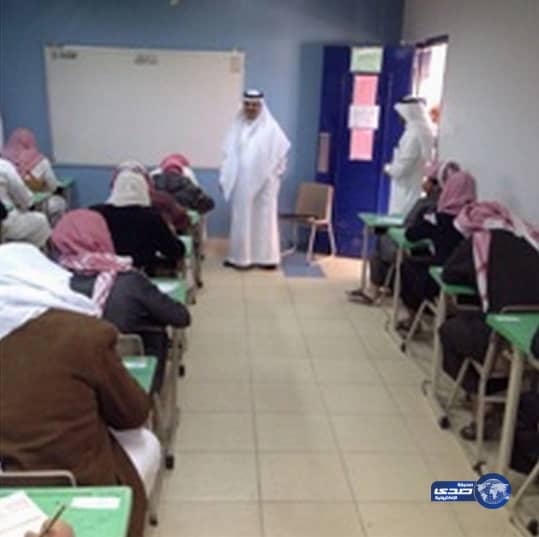 " تعليم الطائف" يشرف ميدانياً على سير الاختبارات ويتفقد المركز العلمي