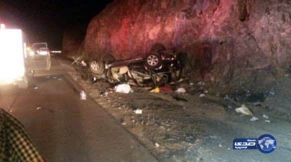 مصرع وإصابة تسعة في حادث طريق الهجرة وطائرتين تباشر الموقع