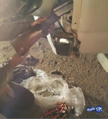 أمن طرق "صمخ" يحبط تهريب قطعة سلاح و40 طلقة نارية