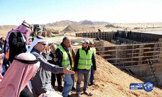 وزير النقل يوجه بسحب المشروعات المتأخرة