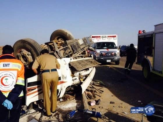 حادثين لشاحنتين خلال اربع ساعات بالطرق السريعه بالمدينة