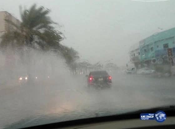 هطول أمطار على محافظة العقيق