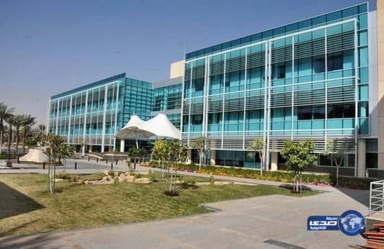 الهيئة العامة للسياحة والآثار تعيد بناء مسجد بلدة الخبراء التراثية