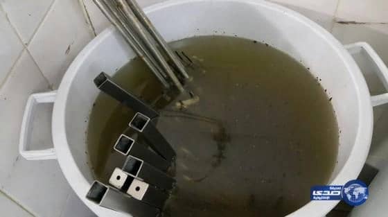 بلدية العمره تغلق مطاعم لمخالفات صحيه وبيئيه (صور)