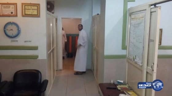 بلدية وسط الدمام تضبط وافد عربي يقوم بممارسة الحجامة بدون ترخيص