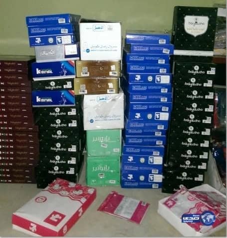 "بر" عنيزة توزع 2000 كسوة عيد على المحتاجين