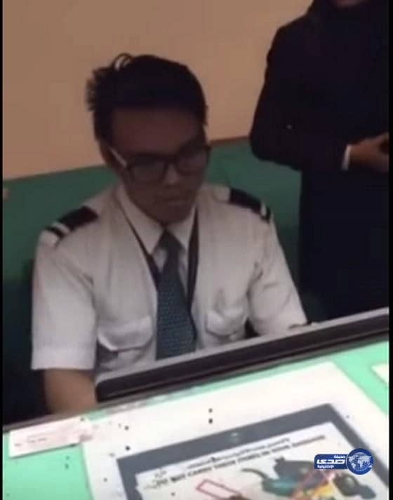 "الخطوط السعودية" تنفي منع ركاب مطار جاكرتا من صعود الطائرة بالشبشب ـ فيديو