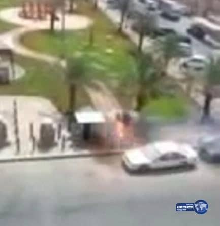 بالفيديو ... شاهد لحظة انفجار "كابينة" كهرباء في جدة والسبب !