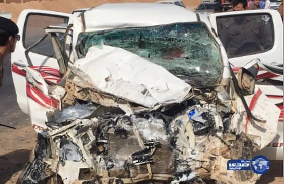 خمس فرق اسعافية تباشر حادث تصادم في عرعر