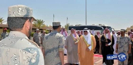 أمير تبوك يتفقد مدينة الحجاج بمنفذ حالة عمار