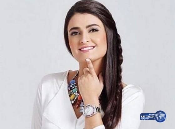 سوداني يعرض 100 ناقة رشايدي مهرًا للإعلامية علا الفارس