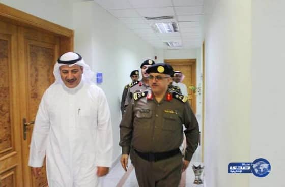 مدير شرطة منطقة الجوف يتفقد شرطة محافظة دومة الجندل