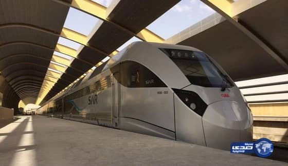 بالصور.. "قطار الشمال" المزود بقاطرة للنوم يصل إلى الرياض ضمن رحلاته التجريبية