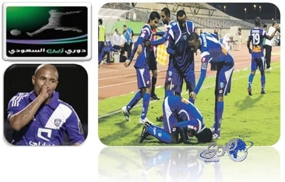 نقش مقارب لشكل الصليب على بعض رخام التوسعة بالحرم.. والسديس يأمر بإزالته