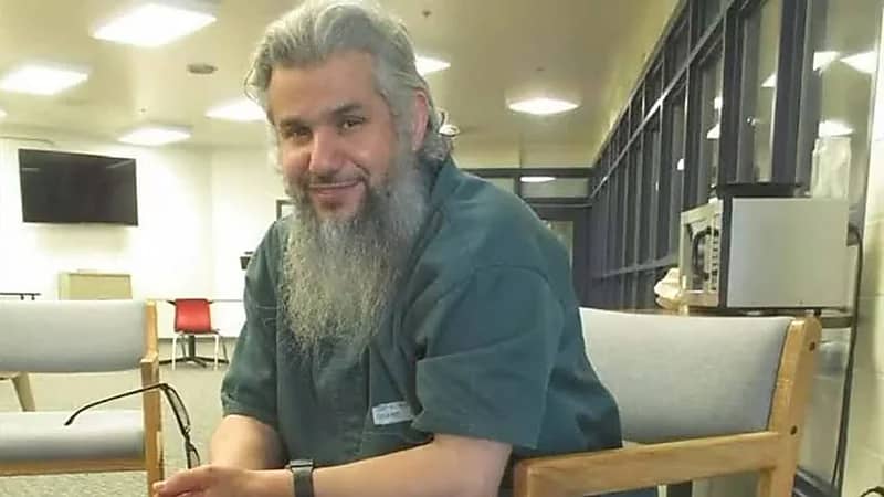 حميدان التركي يشكر الله والمملكة ويعد الجميع بلقاءٍ قريب في الوطن .. فيديو