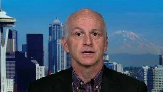 تعليقاً على حظر ترامب..نائب أمريكي: نحتاج إلى الحلفاء المسلمين أكثر من أي طرف آخر